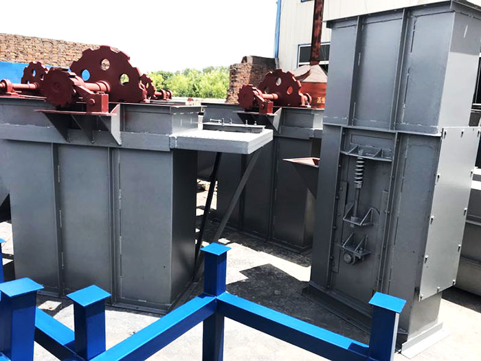 斗式提升機(jī)運(yùn)輸物品有危險(xiǎn)或超重嗎? 斗式提升機(jī)運(yùn)輸物品有危險(xiǎn)或超重嗎?